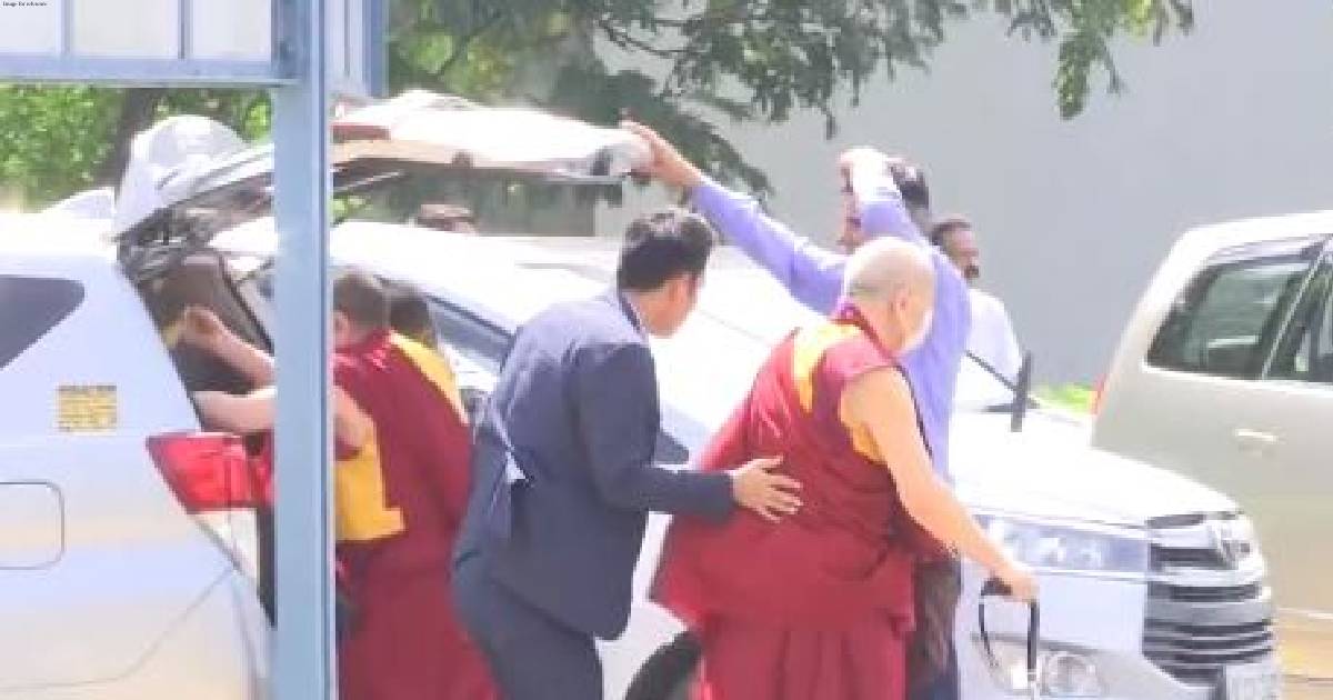 Tibetan spiritual leader Dalai Lama arrives in Delhi for medical check-up